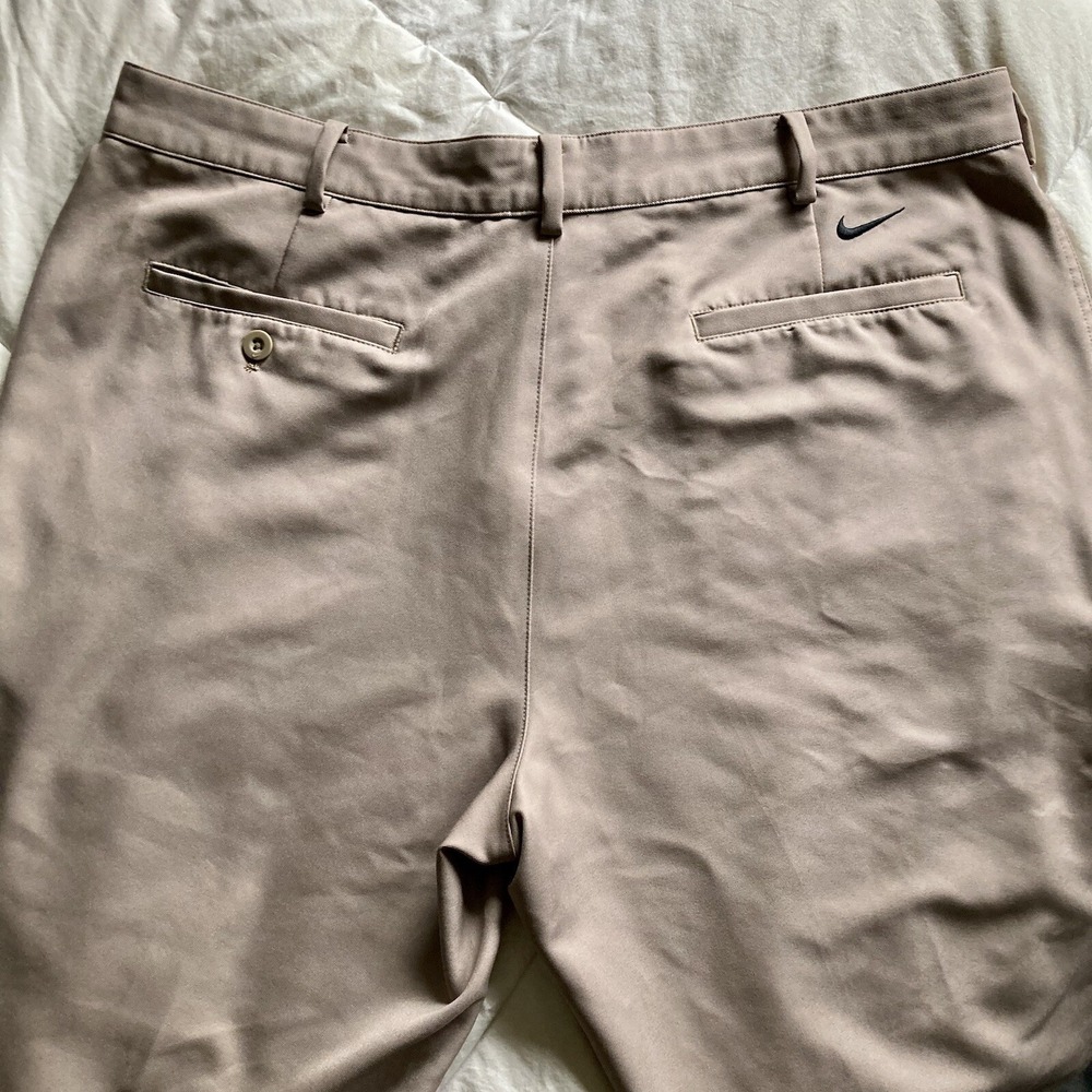 NIKE Golf Dri-Fit Men's 36x31 (actual) 100% Poly Performance Pants Khaki Chino - Picture 8 of 16